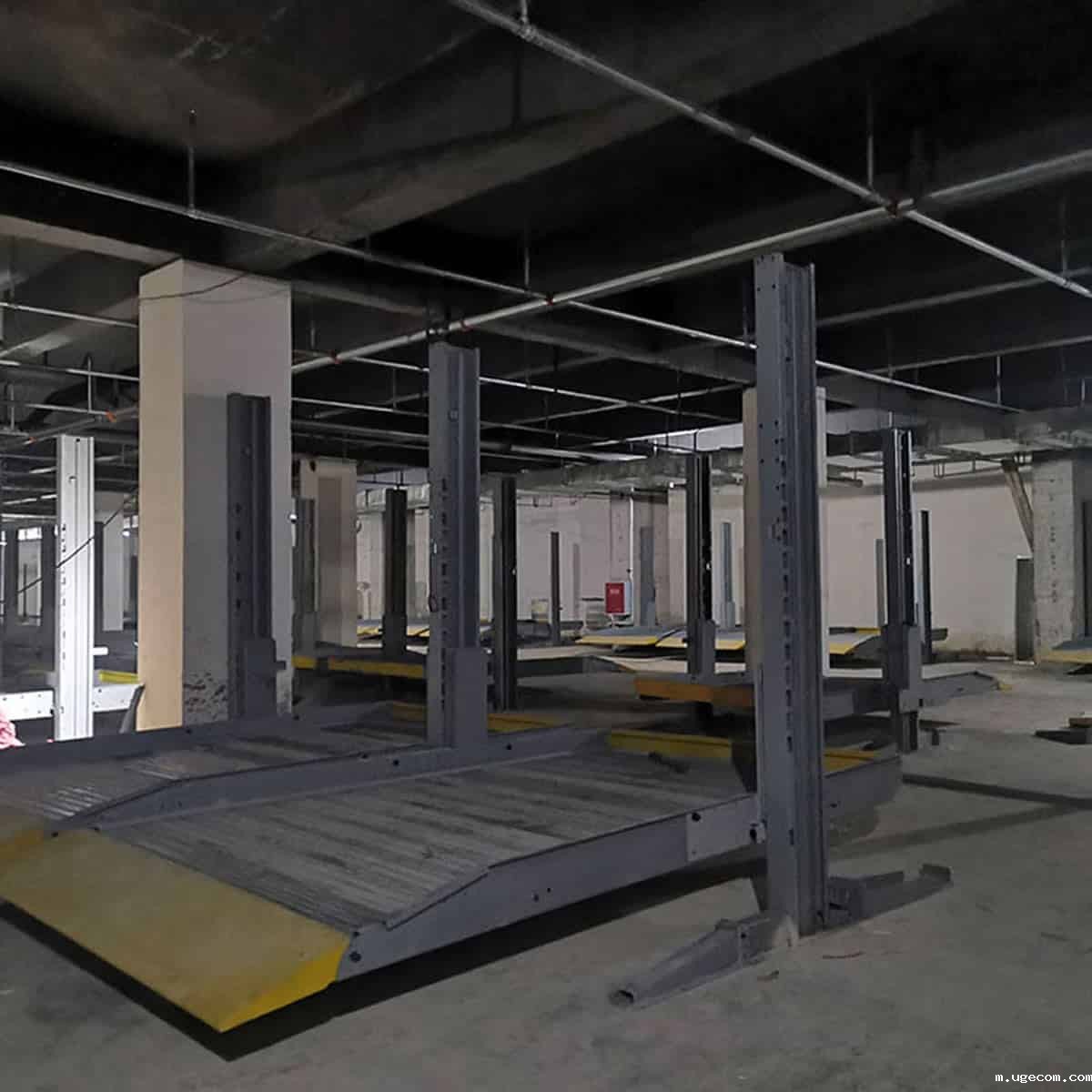 双柱机械式停车设备安装