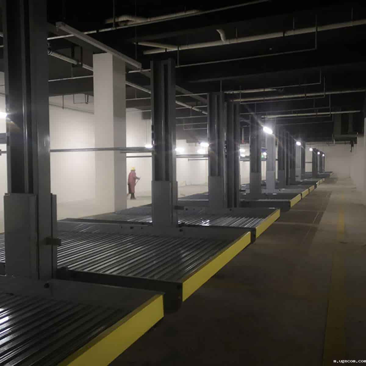 武胜简易机械立体车库改造