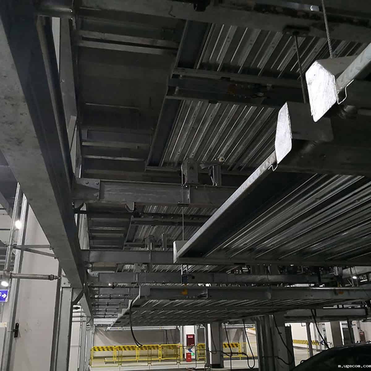 四柱式机械停车场改造