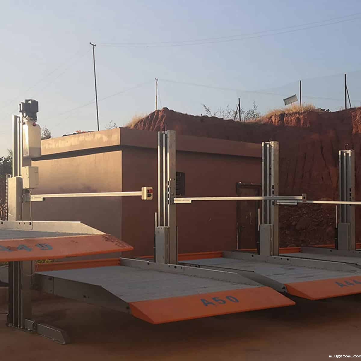 武胜使用立体车库时请注意